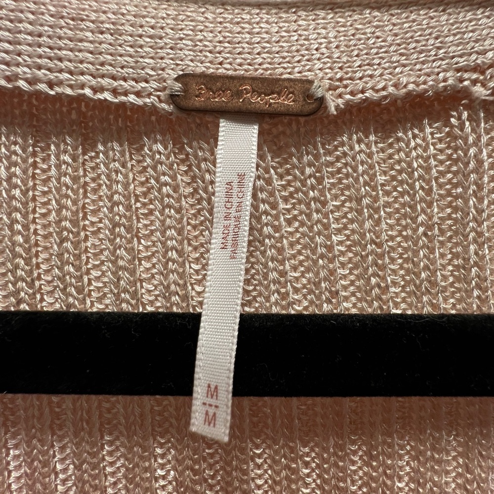 Free People Game On Cardigan in Light Pink- Size M - Picture 2 of 8